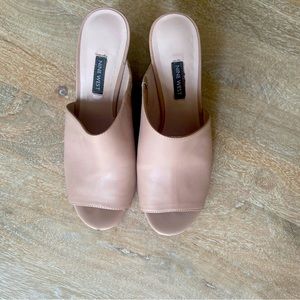 Nine West Wedge, Sz 9, Nude